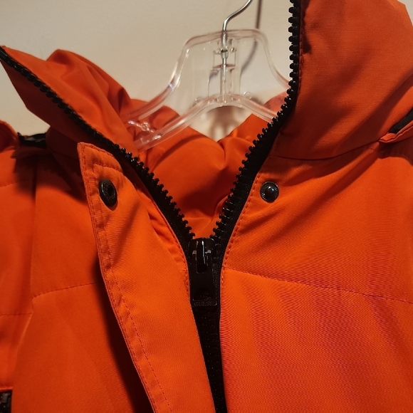 Guess Orange Puffer Jacket - Picture 4 of 16